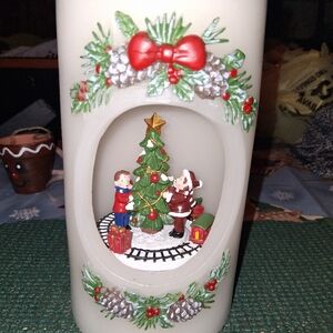 *bogo* Festive Holiday Candle with Christmas Scene